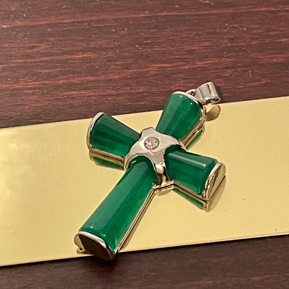 Jewelry - 18K Gold Plated Chalcedony Jade and Crystal Cross Pendant NWOT